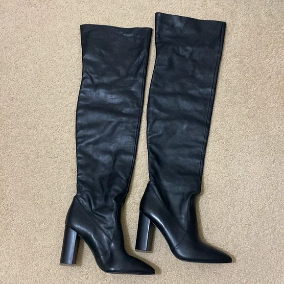NWOB BLACK SUEDE STUDIO Women's Over the Knee Boots Size